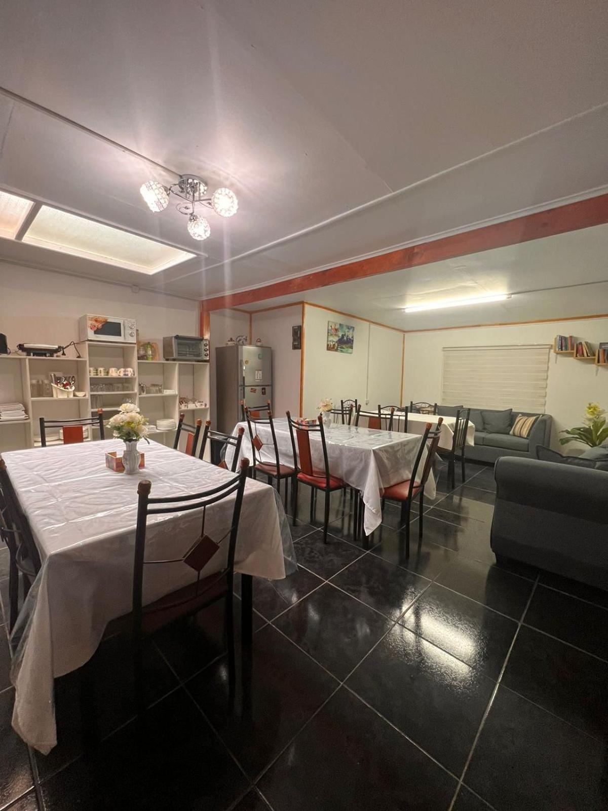 Hostal B&B Coastal Natales Puerto Natales Exteriör bild