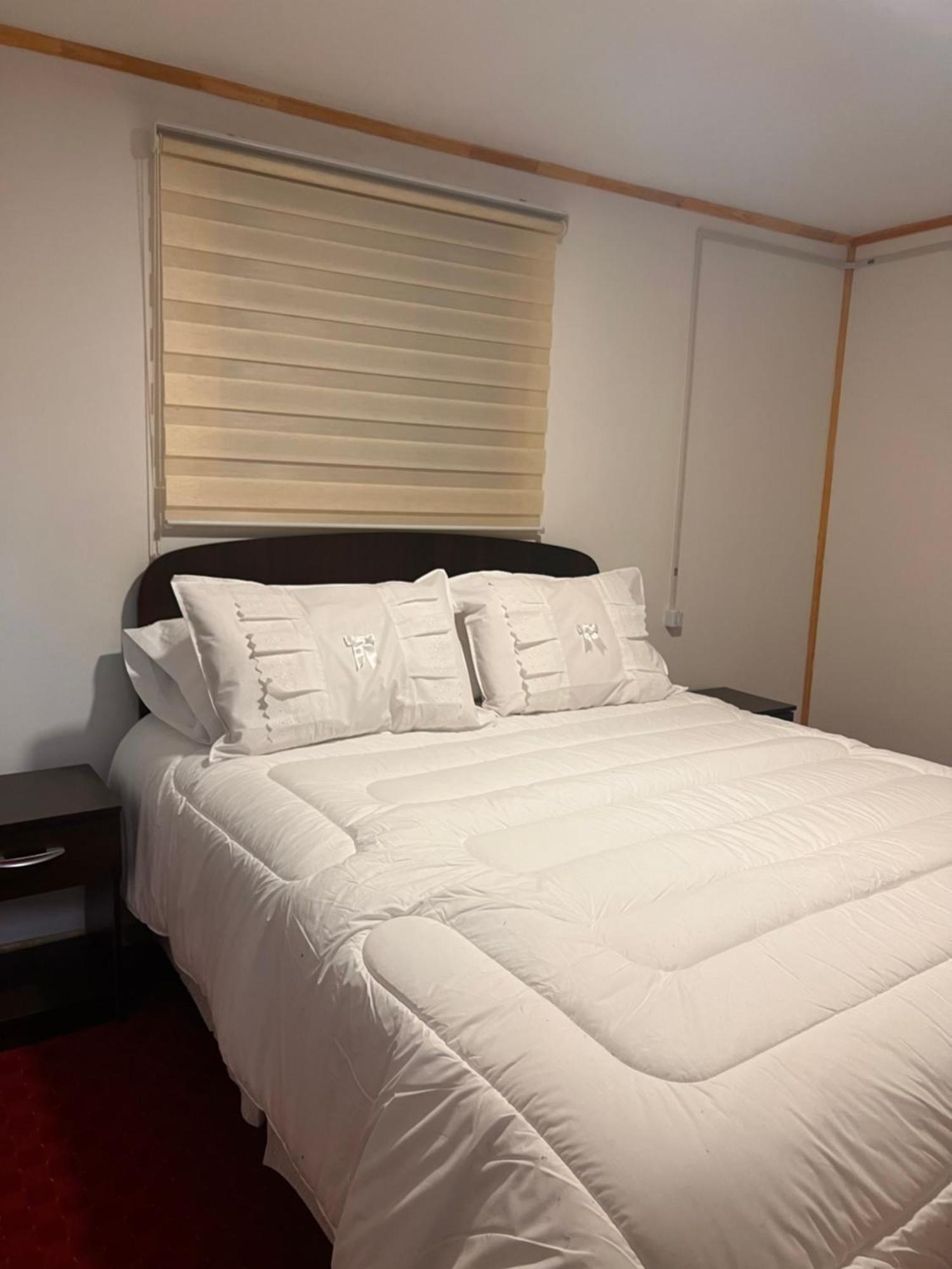 Hostal B&B Coastal Natales Puerto Natales Exteriör bild