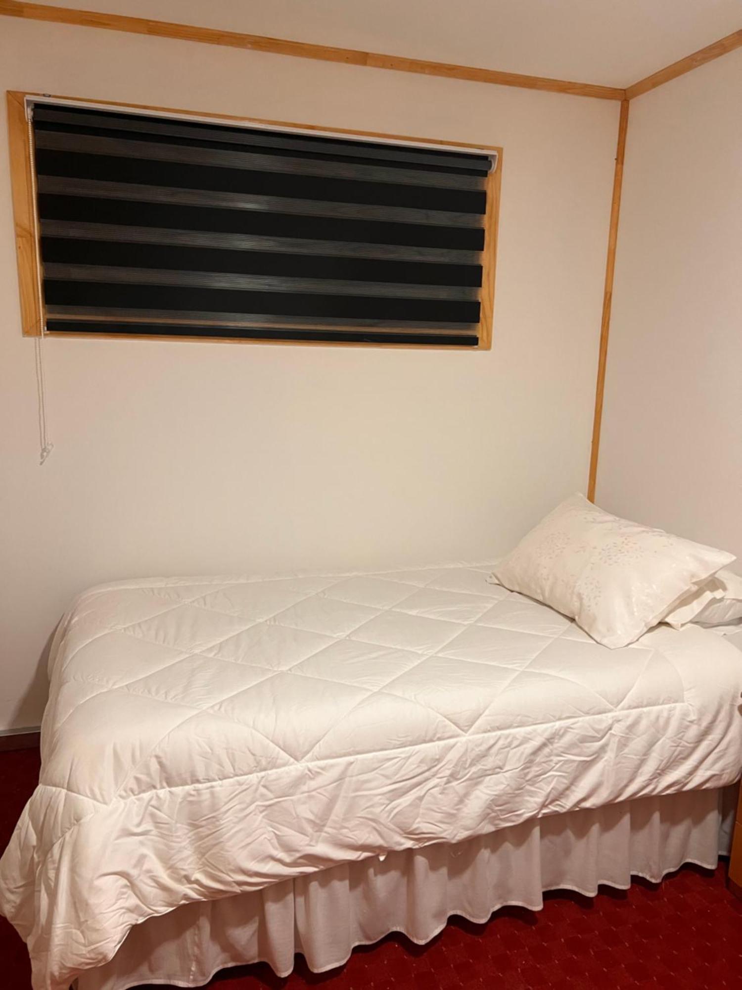Hostal B&B Coastal Natales Puerto Natales Exteriör bild
