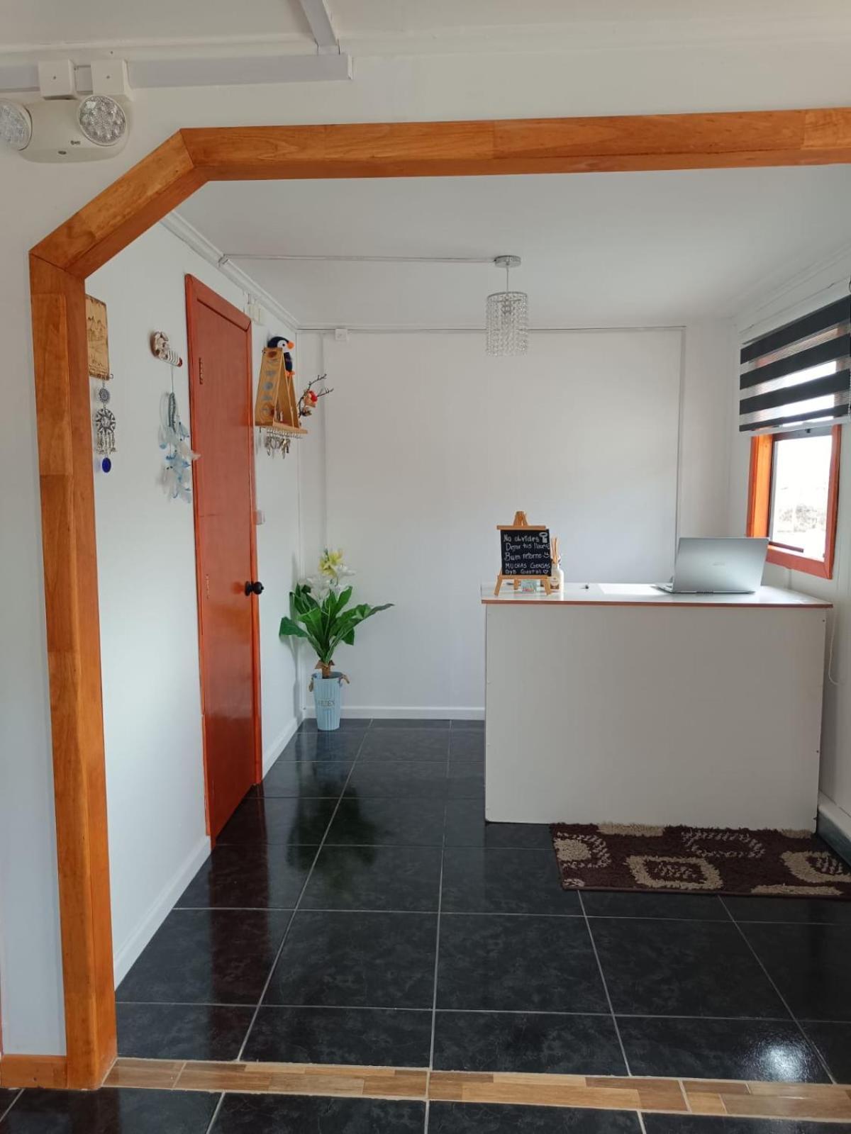 Hostal B&B Coastal Natales Puerto Natales Exteriör bild
