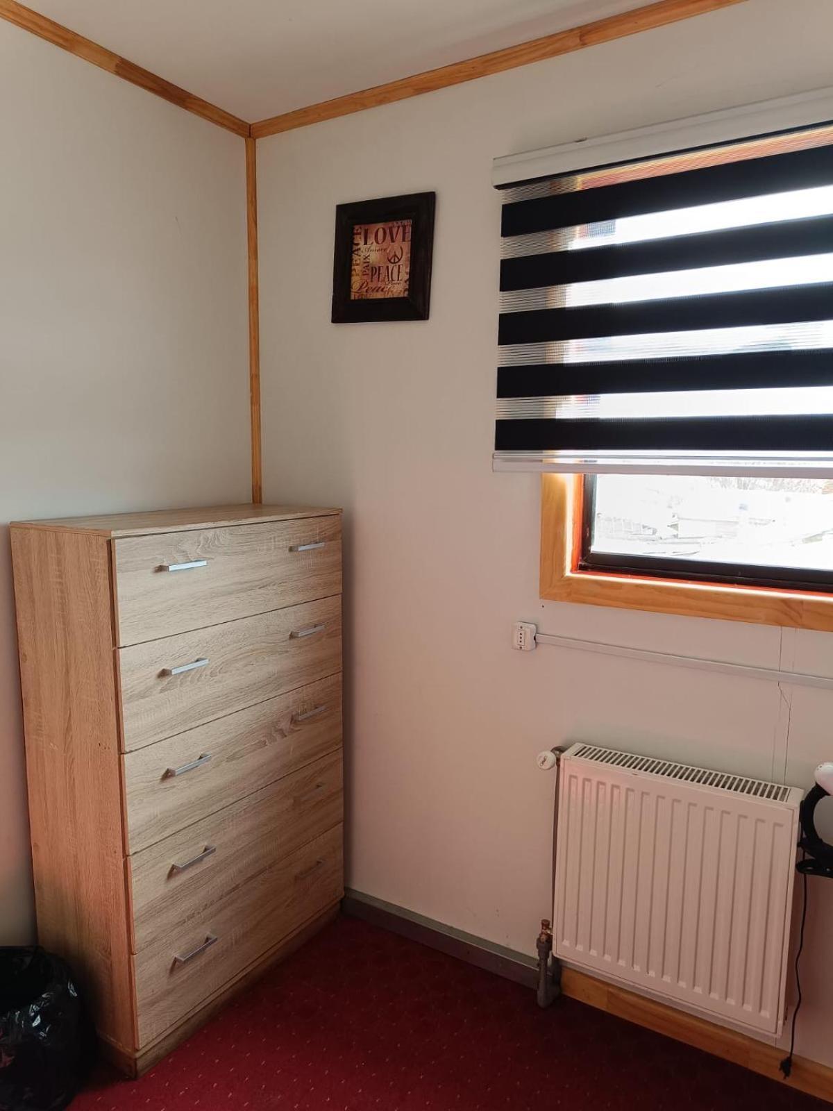 Hostal B&B Coastal Natales Puerto Natales Exteriör bild