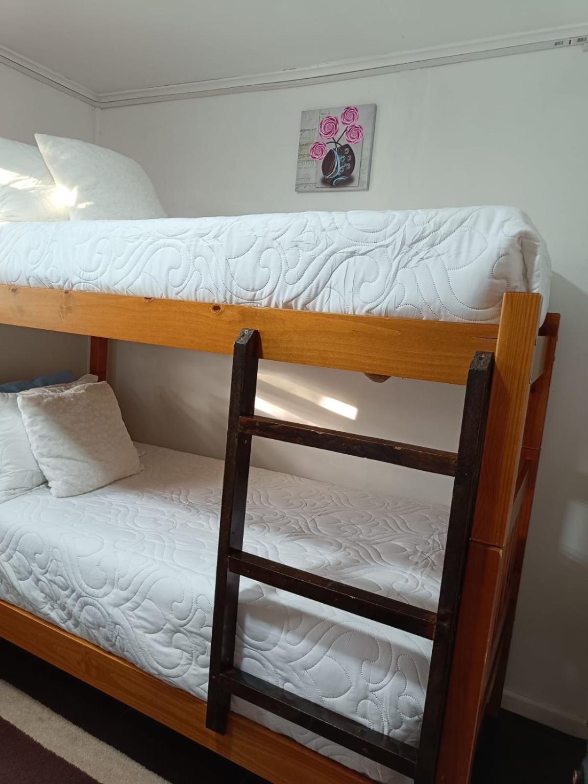 Hostal B&B Coastal Natales Puerto Natales Exteriör bild